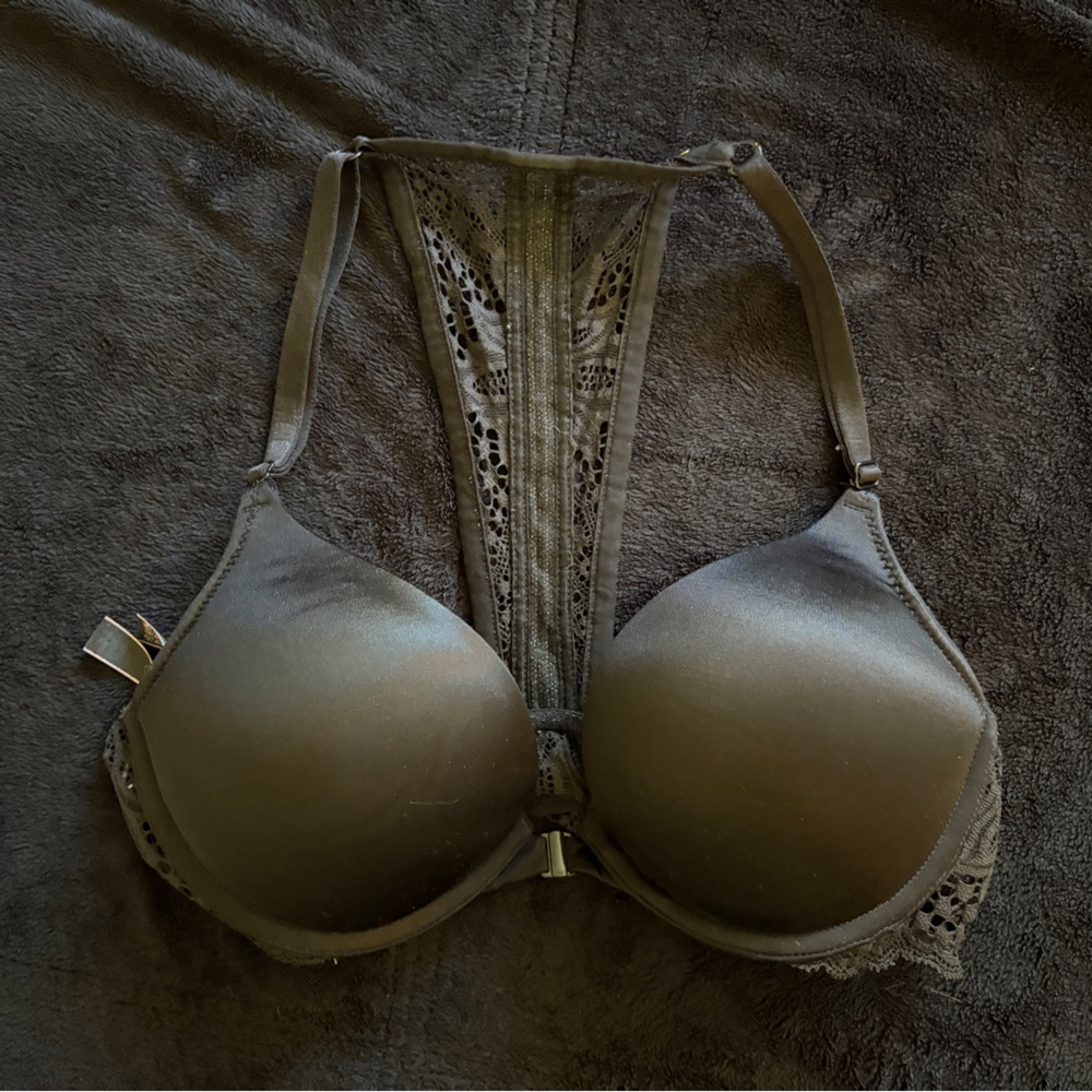Bombshell Victoria's Secret add 2cups Push Up Bra